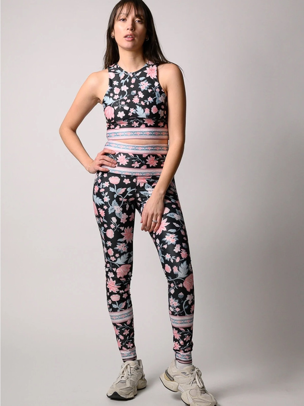 YogaDemocracy Free Range Sports Bra - The Charleston / Leggings
